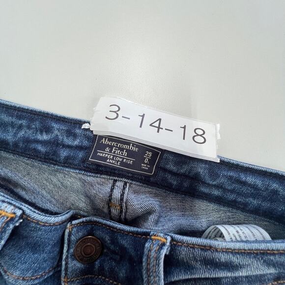 Abercrombie & Fitch Jeans Womens 25 Harper Low Rise Ankle Distressed Studded Den - Picture 4 of 8